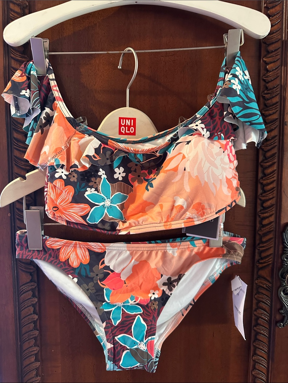 VINCE CAMUTO 2 piece Floral Ruffle Bikini Set - Coral, Teal & Brown XS